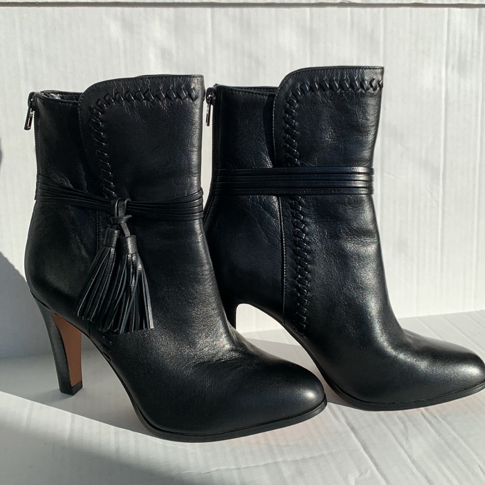 Women's Coach - Jessie Silky Nappa Leather Fringe High Heel Bootie 8.5 Black